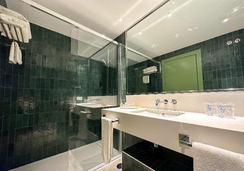 اتاق استاندارد با چشمانداز رودخانه, Ribera De Triana Reopening!