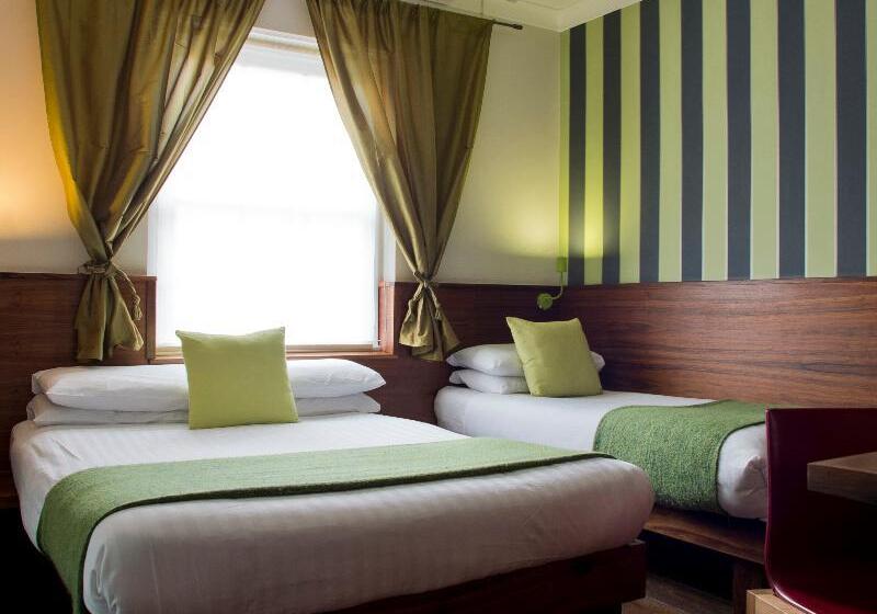 חדר משפחתי, The California