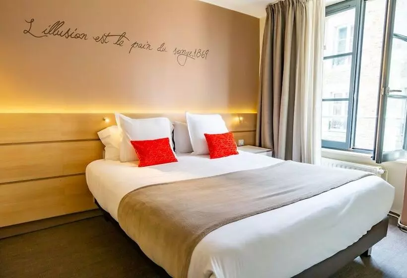 Standard Neljän Hengen Huone, Du Château Dinan Originals Boutique