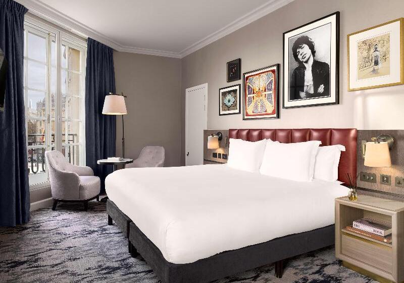 带大床的标准间, The Trafalgar St. James London, Curio Collection By Hilton