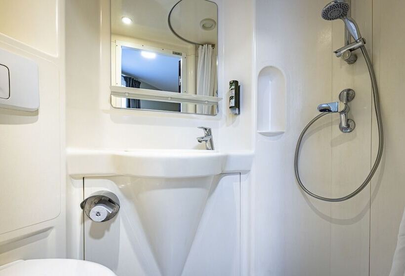 스탠다드 룸, Vini