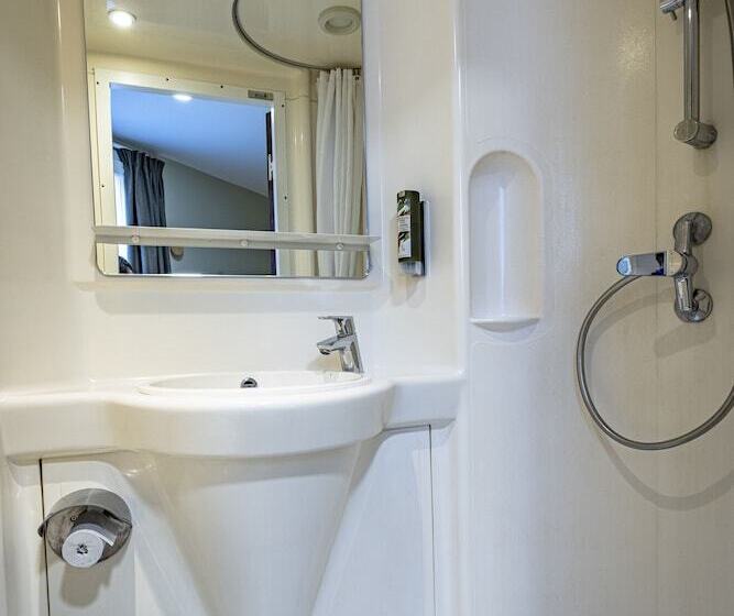 스탠다드 룸, Vini