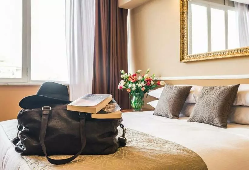 シティビューのスーペリアルーム, Raeli Hotel Lux
