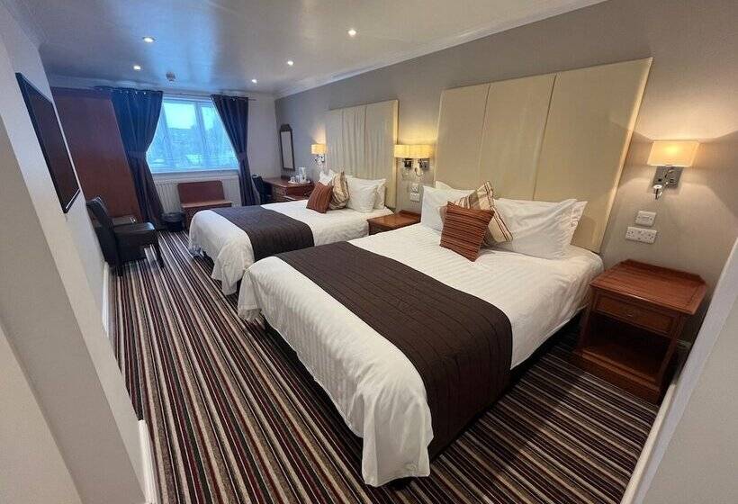 חדר משפחתי, Sorrento Hotel & Restaurant