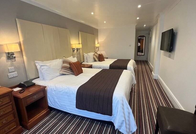 חדר משפחתי, Sorrento Hotel & Restaurant