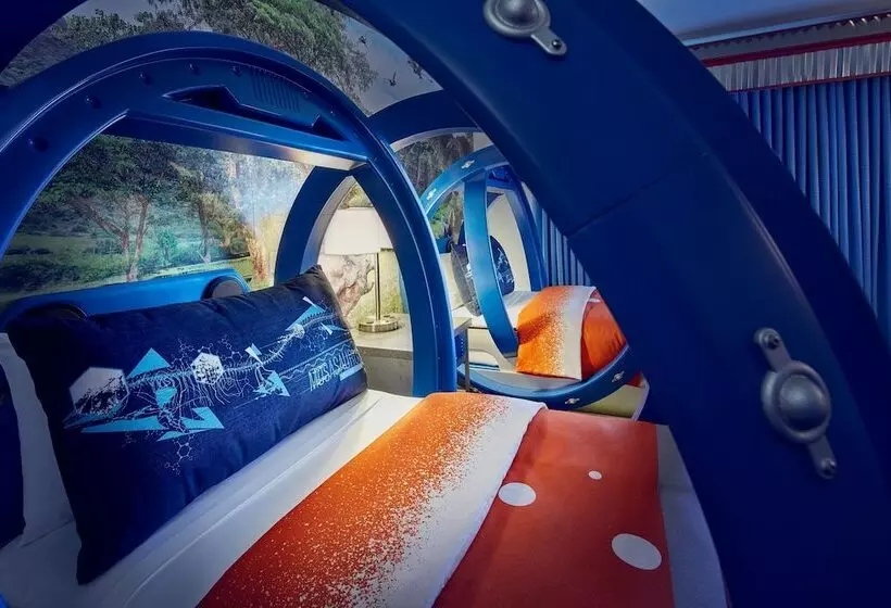 سوییت, Loews Royal Pacific Resort at Universal Orlando