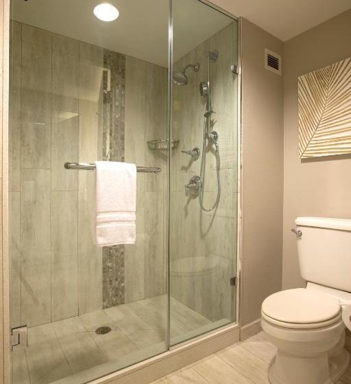 اتاق استاندارد برای معلولان, Universal's Loews Royal Pacific Resort