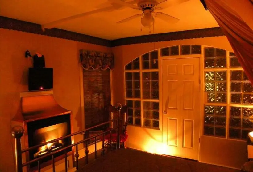 スイート, Port Albert Inn