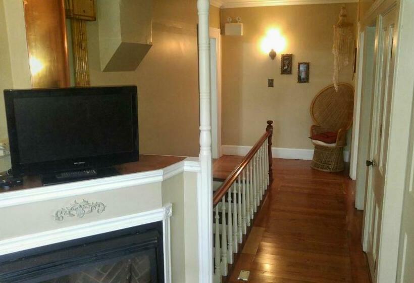 2 Szobás Suite, Port Albert Inn