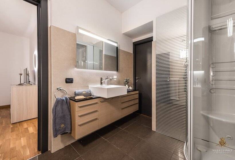 آپارتمان دلوکس 3 خوابه, Tenuta Guinigi Antico Borgo Di Matraia   Exclusive Holidays Apartments & Pool