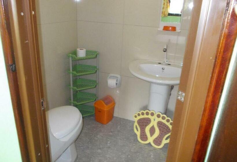 بانگلوی استاندارد, Eddie S Beach Resort Siargao