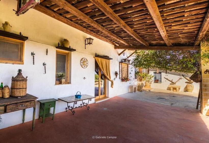 スタンダードルーム, Agriturismo Val Di Noto