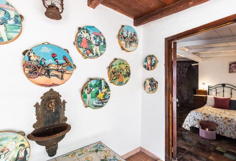 클래식 4인 룸, Agriturismo Val Di Noto