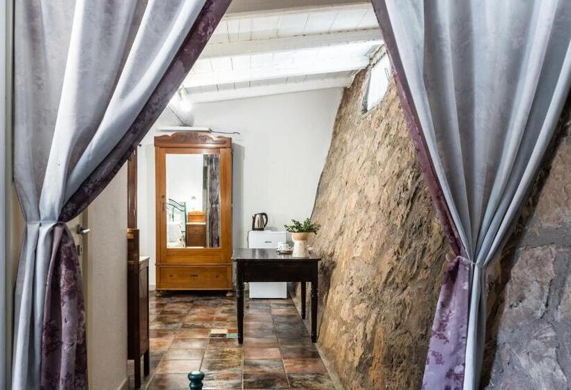 클래식 4인 룸, Agriturismo Val Di Noto