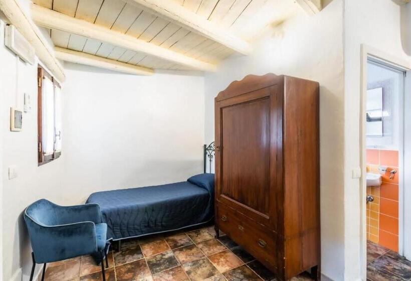 베이직 3인 룸, Agriturismo Val Di Noto