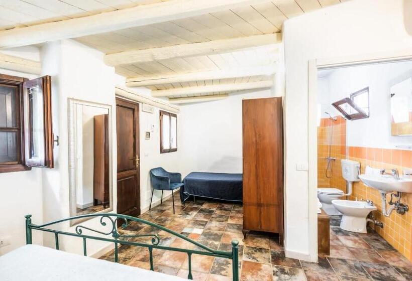 베이직 3인 룸, Agriturismo Val Di Noto