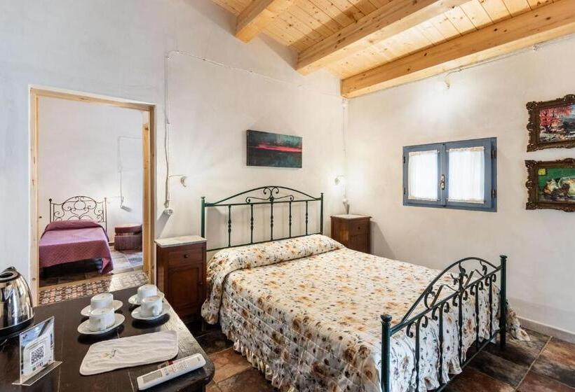 클래식 4인 룸, Agriturismo Val Di Noto
