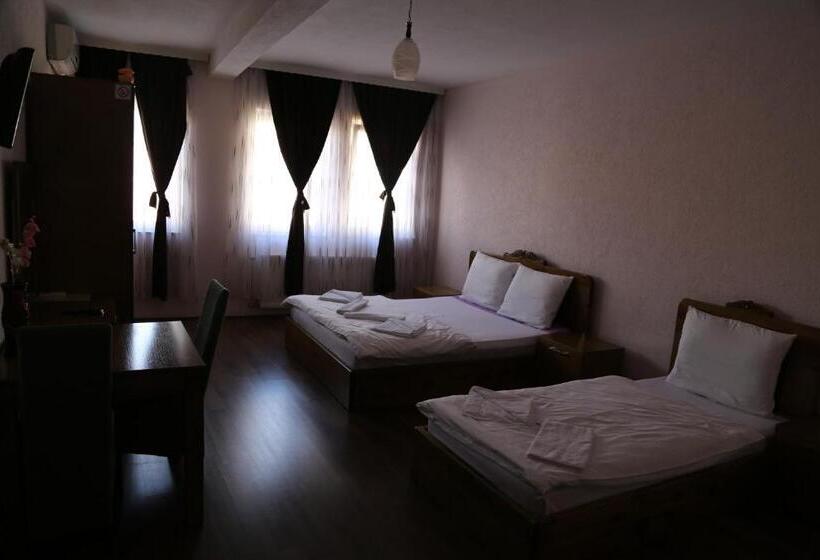 اتاق لوکس, Antika