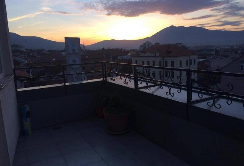 اتاق لوکس, Antika