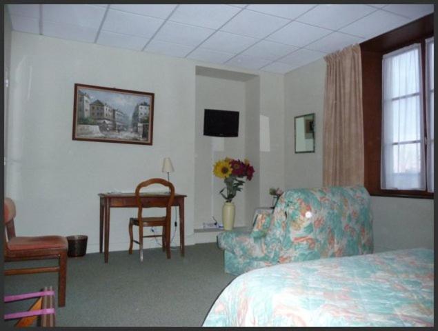 חדר סטנדרט, Auberge La Source   Logis Hôtels