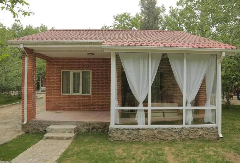 خانه 1 خوابه, Basharu Resort