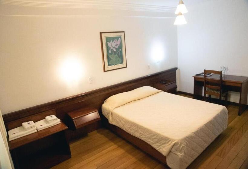 Люкс, Lucape Palace