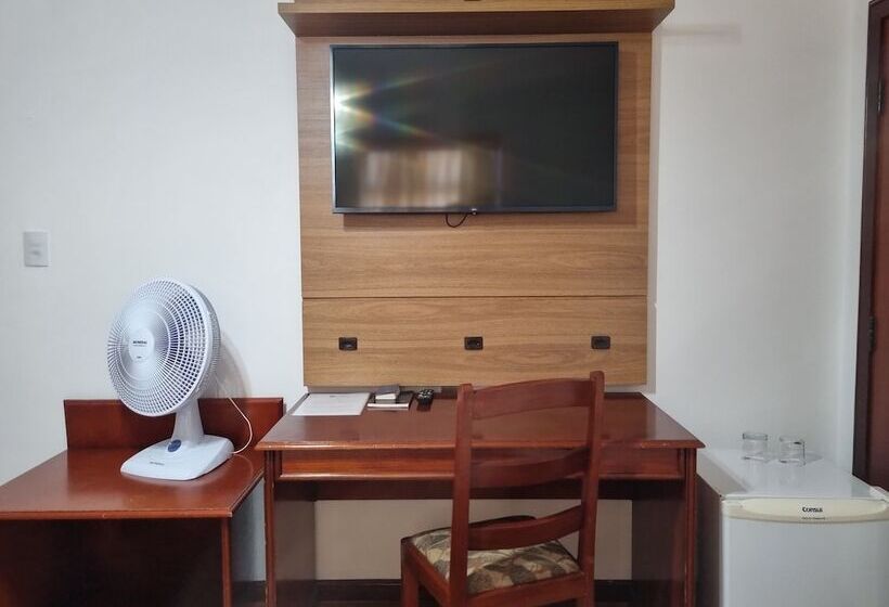 Номер Стандарт, Lucape Palace