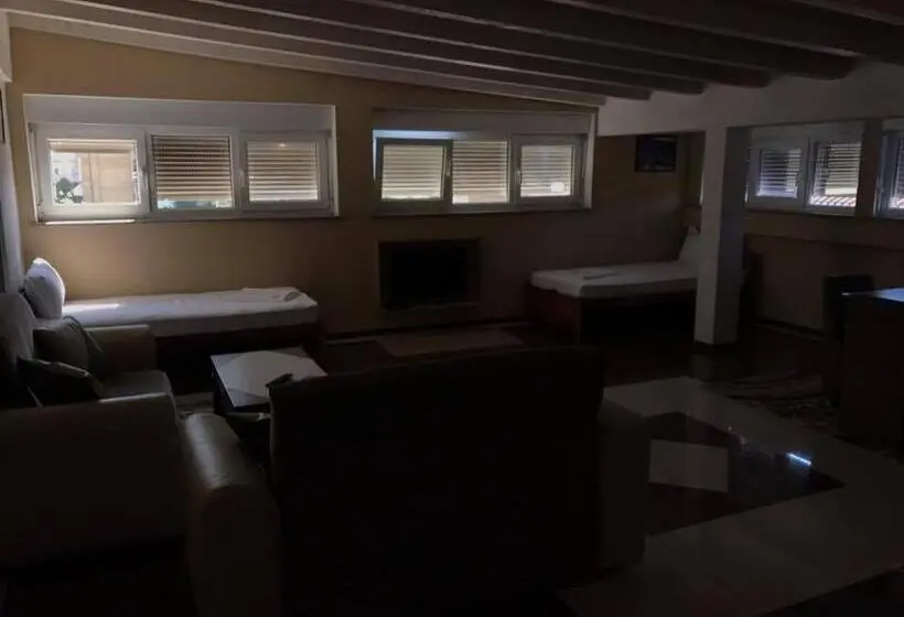 1 Schlafzimmer Apartment, Millenium2