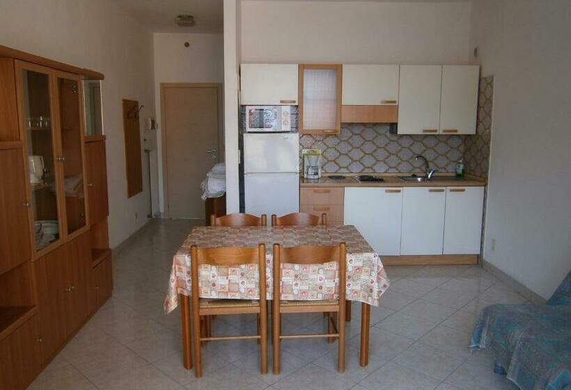 1 Bedroom Apartment Lake View, Residence Cascata Varone