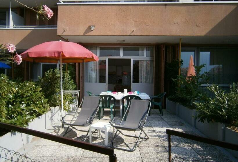 1 Bedroom Apartment Lake View, Residence Cascata Varone