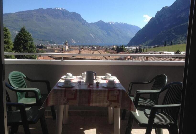 1 Bedroom Apartment Lake View, Residence Cascata Varone