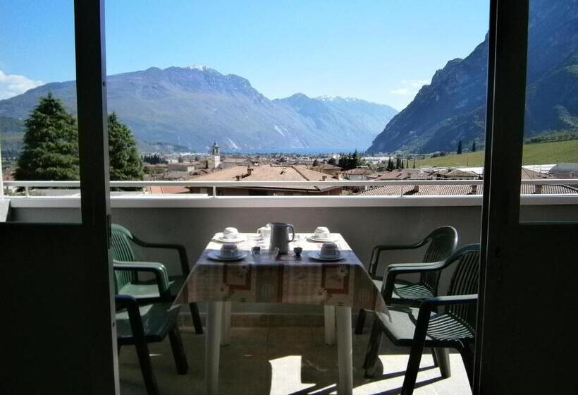 1 Bedroom Apartment Lake View, Residence Cascata Varone