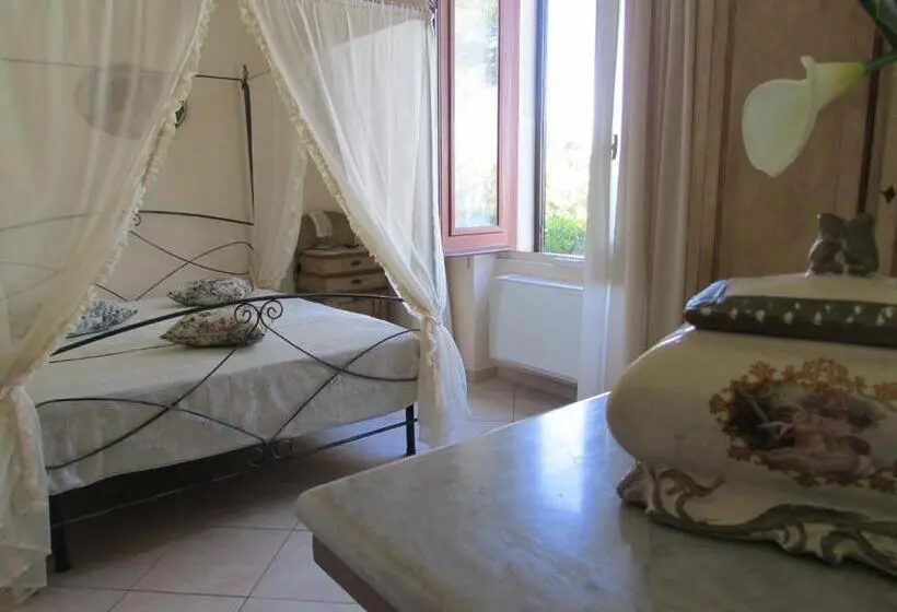 スタンダードトリプルルーム, Villa Li Putti Luxury B&b