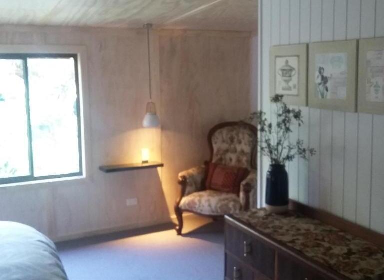 침실 4개 주택, Windswept Country Retreat