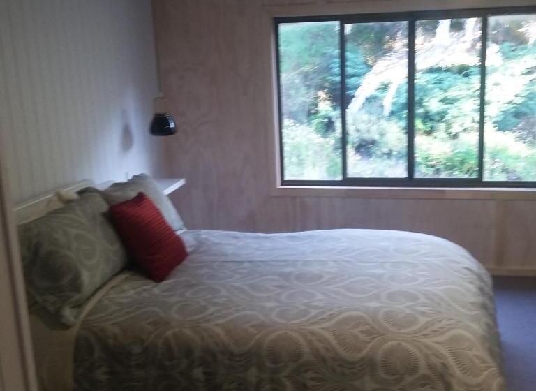 침실 4개 주택, Windswept Country Retreat