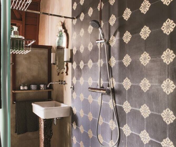 سوییت, B&b Villa Thibault