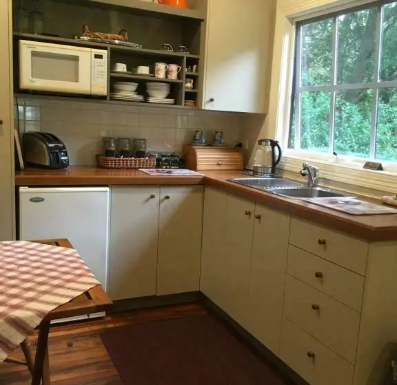 １ベッドルームハウス, Stone's Throw Cottage Bed And Breakfast