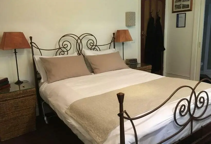 １ベッドルームハウス, Stone's Throw Cottage Bed And Breakfast