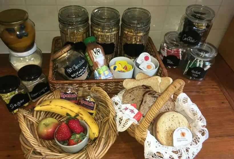 １ベッドルームハウス, Stone's Throw Cottage Bed And Breakfast
