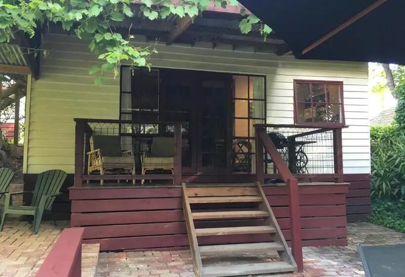 １ベッドルームハウス, Stone's Throw Cottage Bed And Breakfast