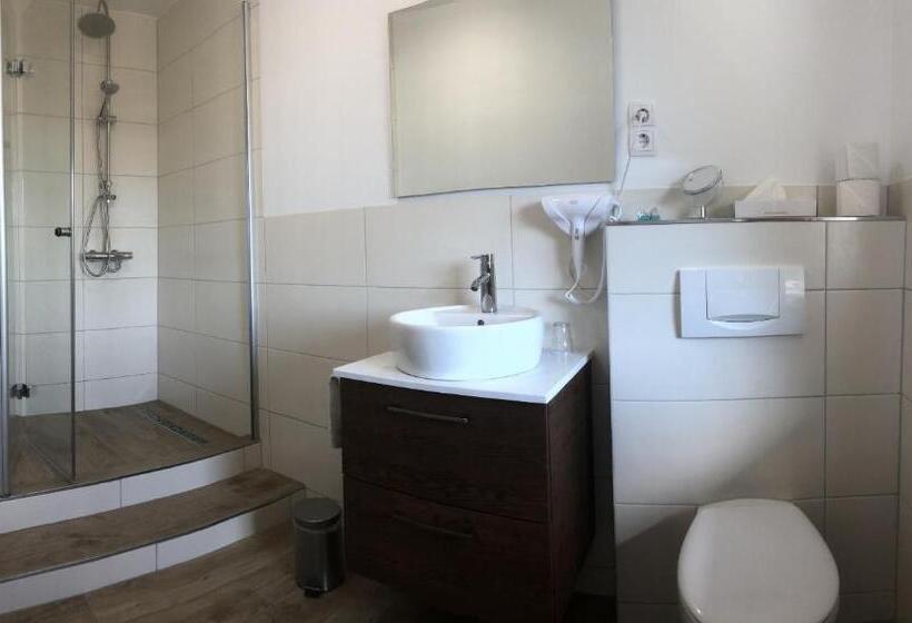 标准间带阳台, Landgasthof Waldeck