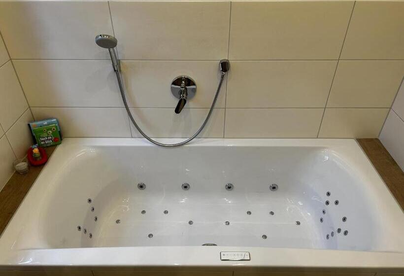 带阳台套房, Landgasthof Waldeck