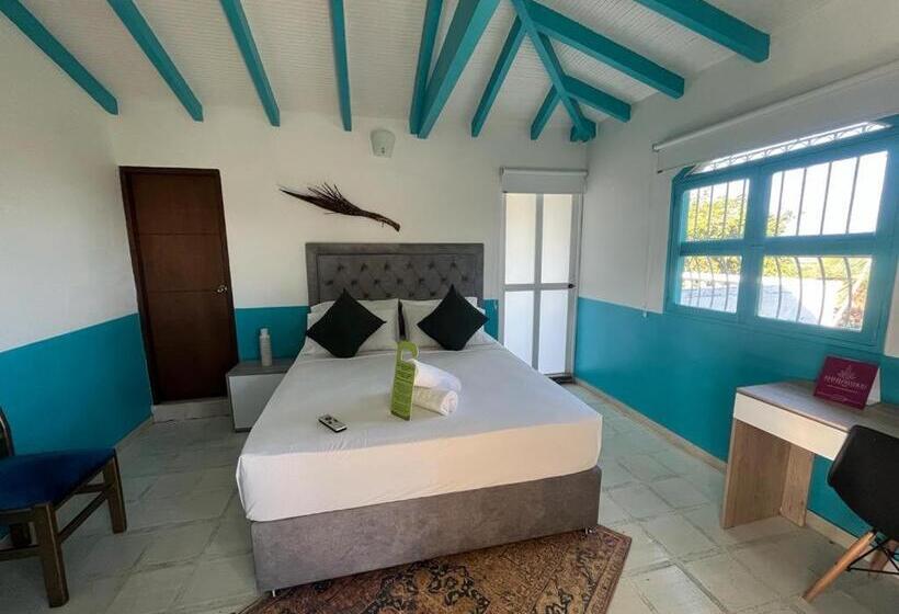 Quarto Deluxe, Amaranthus