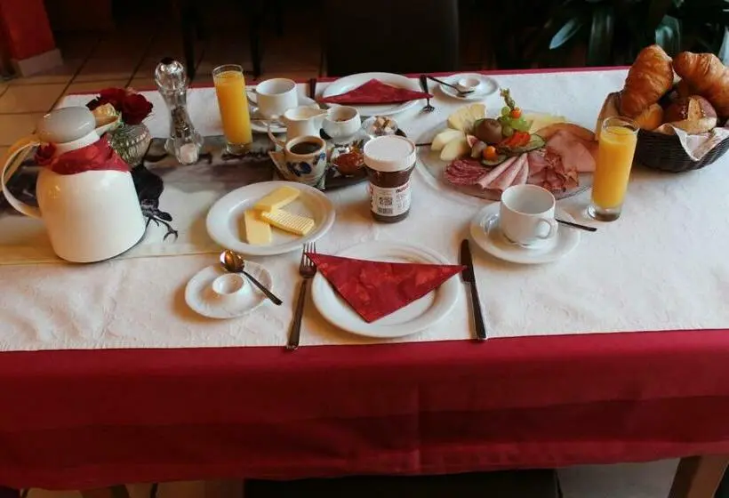 コンフォートルーム, Gasthof Zum Hirsch