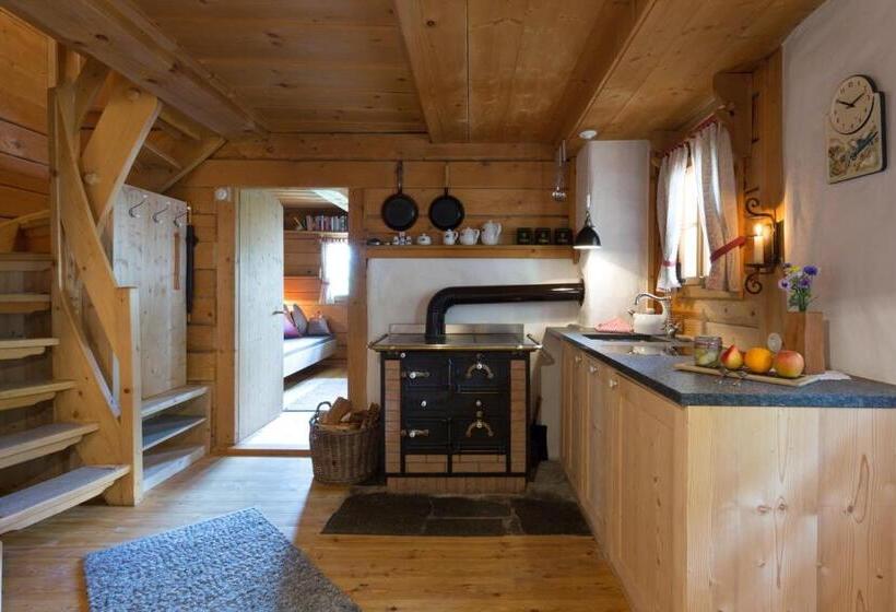 בקתה, Almdorf Seinerzeit