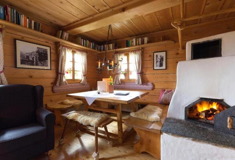 בקתה, Almdorf Seinerzeit