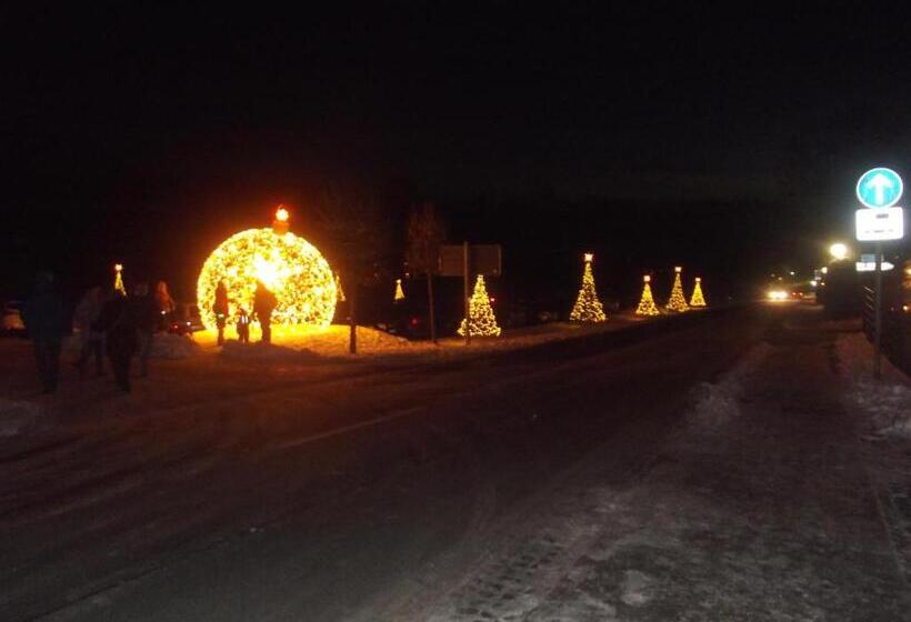 חדר סטנדרט לארבעה, Zum Hecht