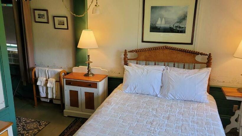 수피리어 룸, Hawks House Inn