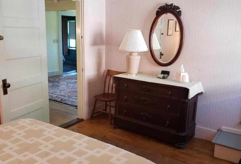 스탠다드 룸 공동 욕실, Hawks House Inn