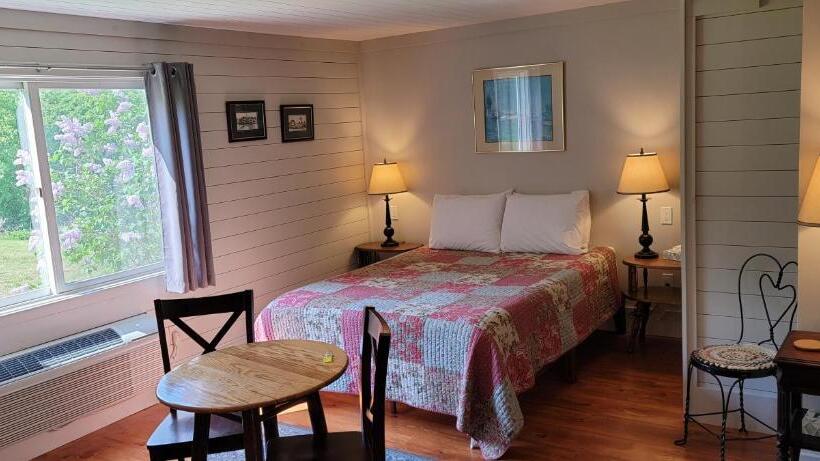 스탠다드 룸, Hawks House Inn